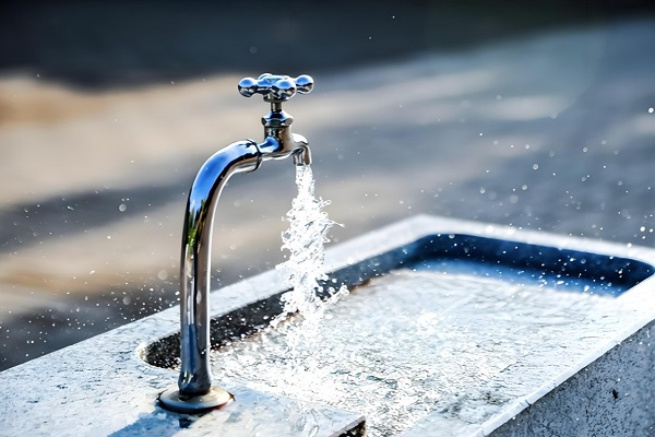 生活飲用水檢測(cè)項(xiàng)目有哪些？第三方飲用水檢測(cè)機(jī)構(gòu)